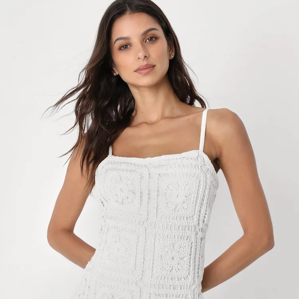 Lulus White Crochet Lace Mini Dress Size L NWT - Picture 8 of 8